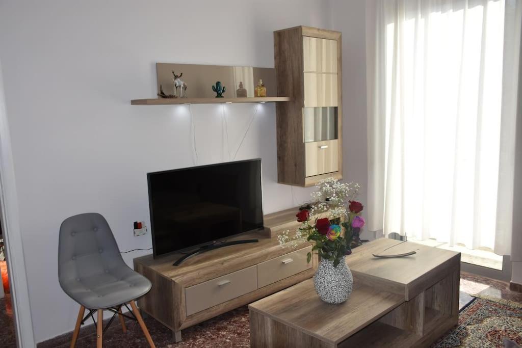 Seashell Apartment -Near The Beach Artemida  Buitenkant foto